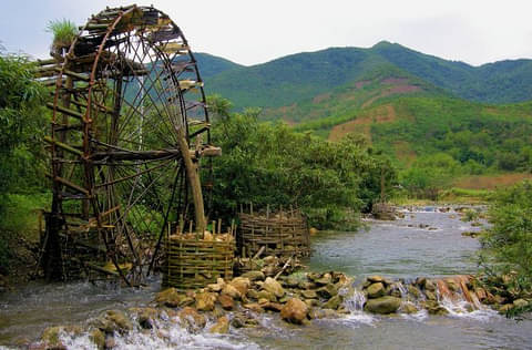 Pu Luong Waterwheel tour