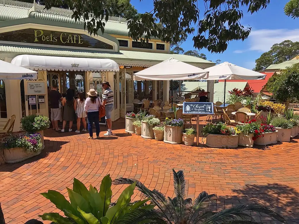 Maleny and Montville Tour with Artisan Village and Wine Tasting (Premium Private Tour)