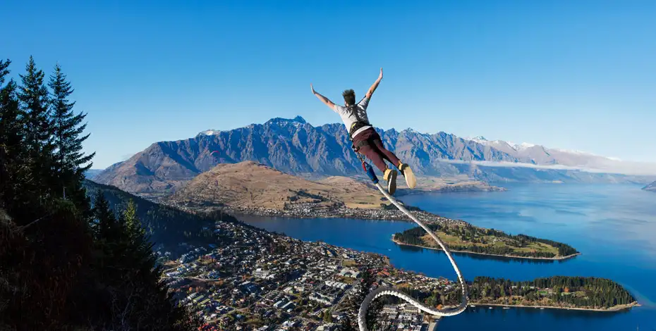 20 Day Tui Tour | Auckland to Christchurch | Stray