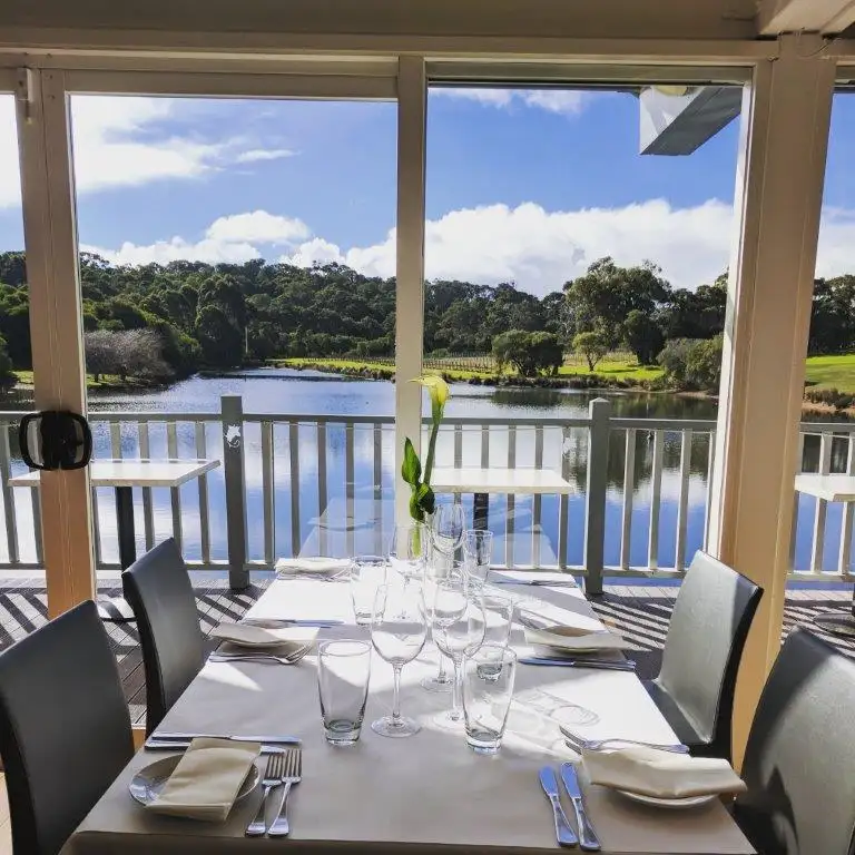 Premium Vineyard Wine & Food Tour - Margaret River