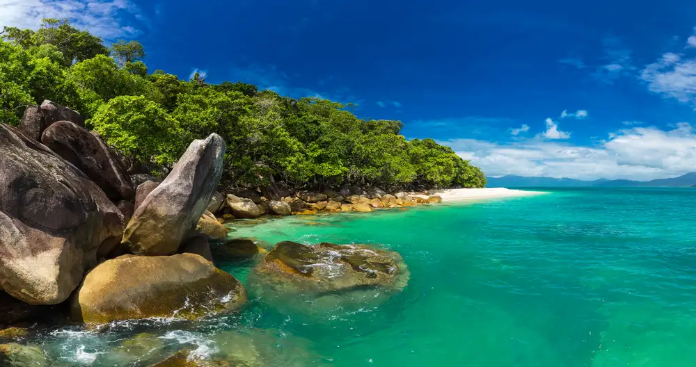 Fitzroy Island SUP & Snorkel