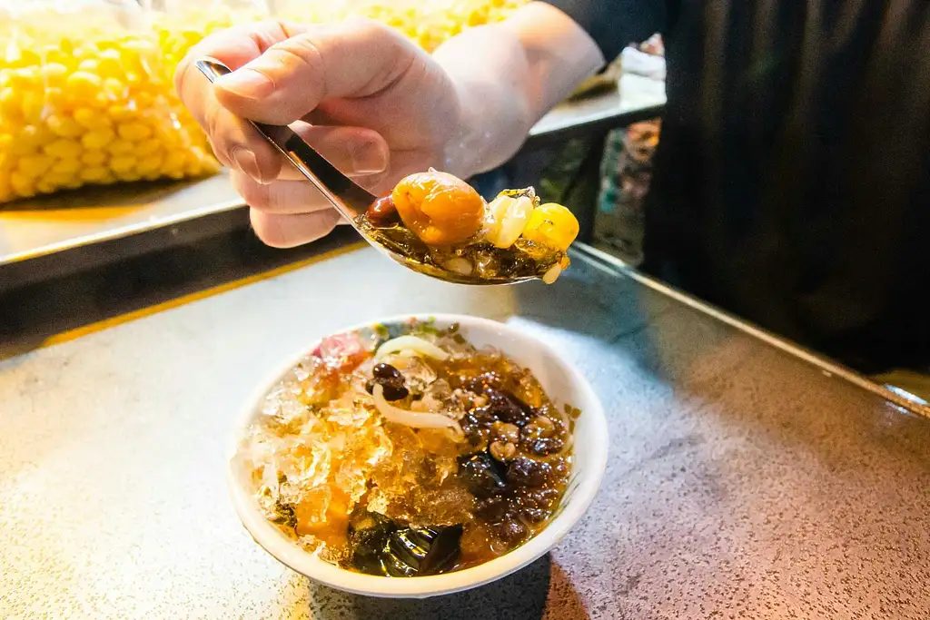 Chinatown Authentic Street Food Tour in Bangkok