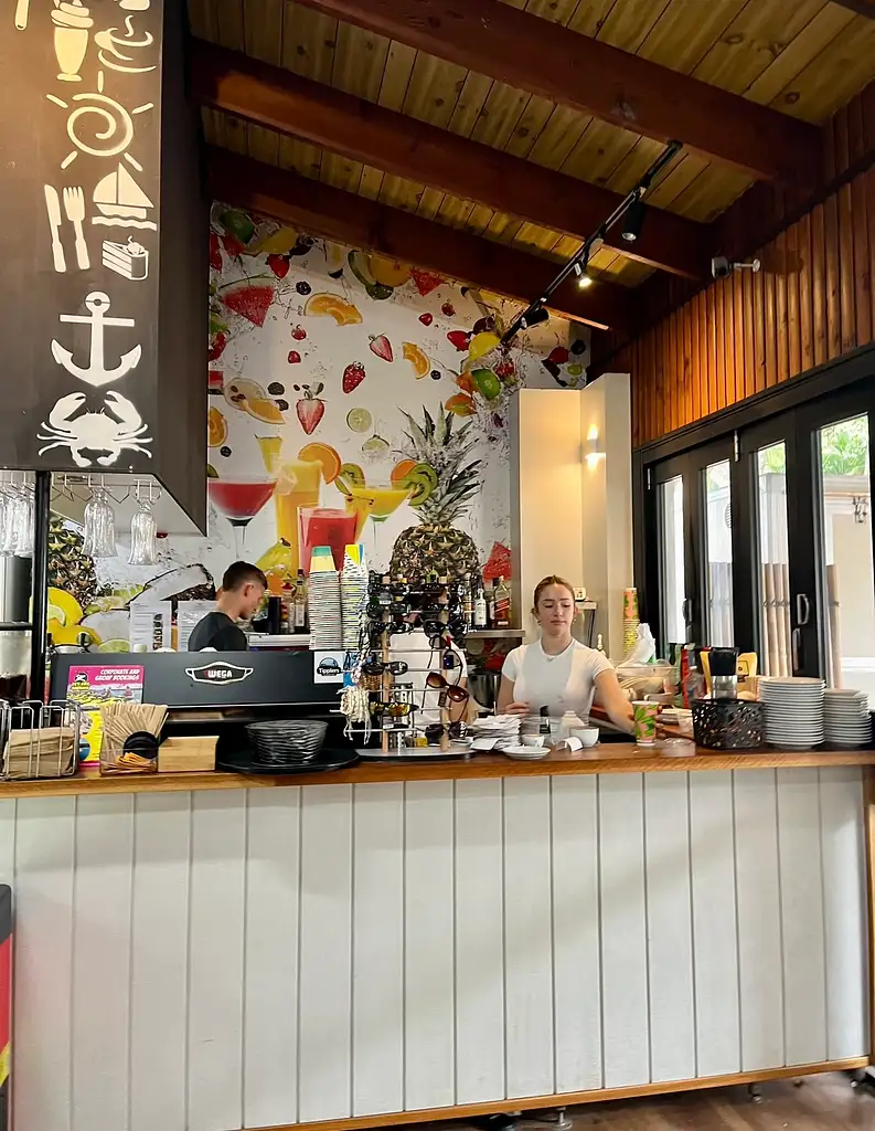 Tour to Tipplers on South Stradbroke Island from Gold Coast