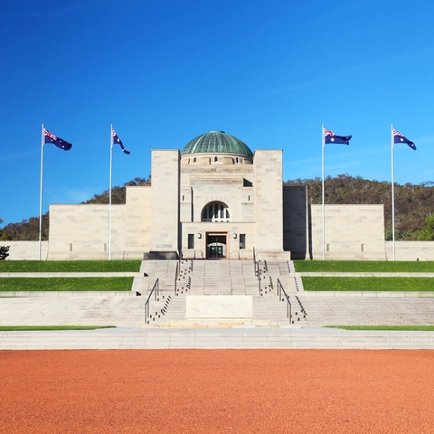 Highlights of Canberra Day Trip from Sydney Special