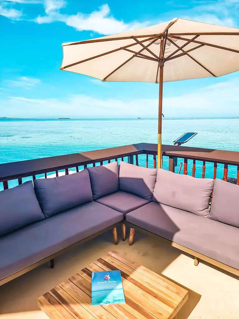 Seventh Heaven Floating Day Club - Fiji