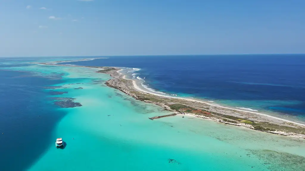 Abrolhos Islands Fast Ferry All-Day Adventure Tour