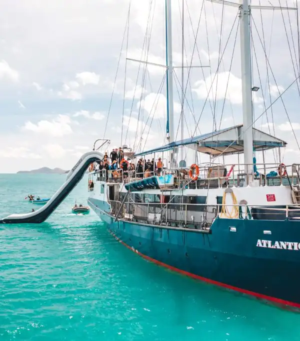 Top Air-Conditioned Boats in the Whitsundays
