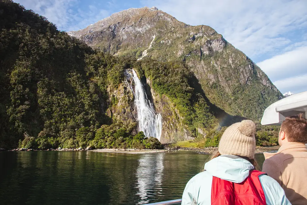 Milford Sound Glass Roof Scenic Tour with Cruise & Helicopter Flight