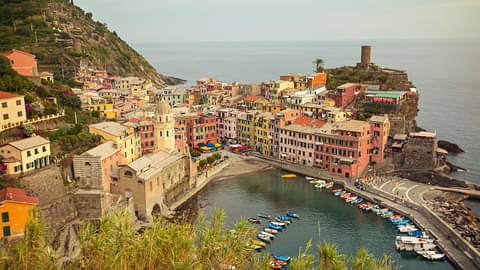 itinerary_lg_Italy-Cinque-Terre-Vernazza-Coastline-Town-Kyle-Jordan-2014-CinqueTerre-Vernazza1-processed-Lg-RGB-web.jpeg