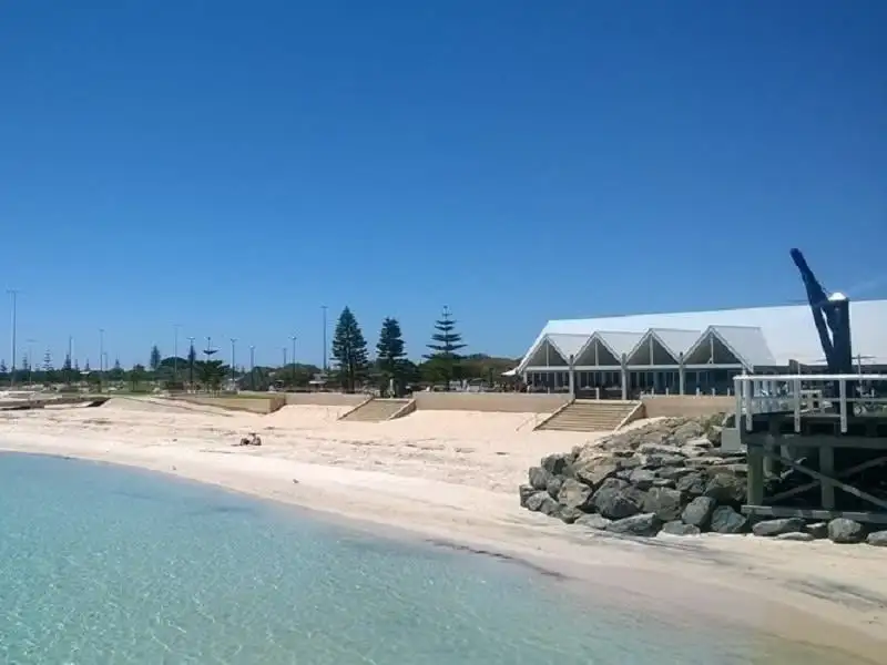 Margaret River Cave, Wine, Cape Leeuwin Lighthouse & Busselton Jetty Tour
