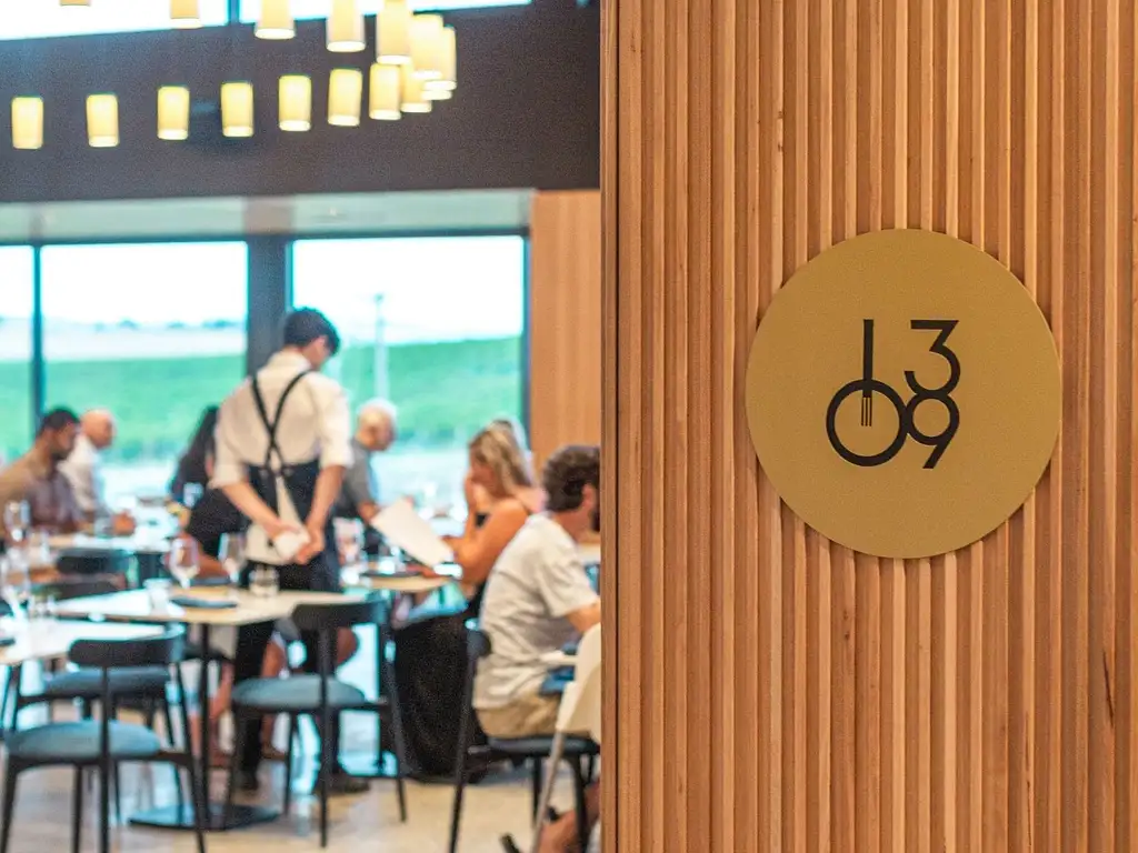 Yarra Valley Wine Experience with Lunch - Pick up Melbourne or Yarra Valley