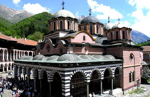 12-day hike along bulgaria’s mountain and heritage trails