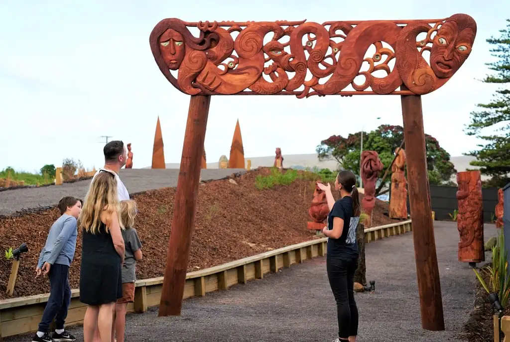 Manea Footprints of Kupe Cultural Experience - Hokianga