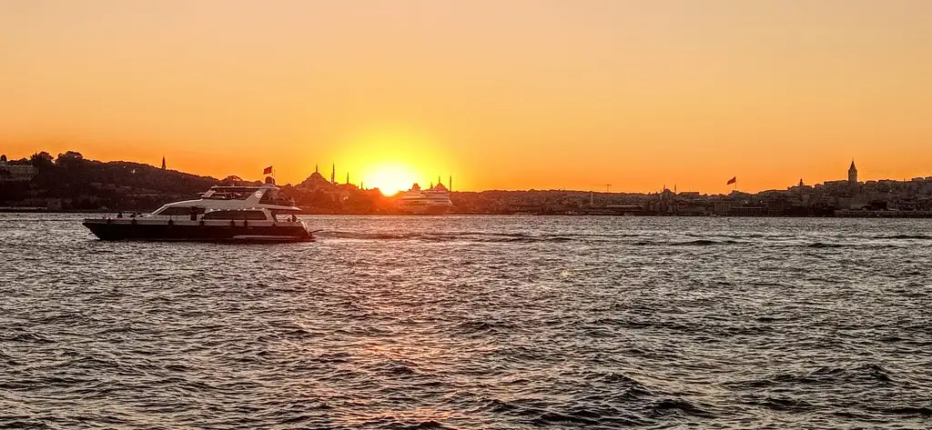 All-in-One Istanbul Tour with Sunset Yacht Cruise | Full-day Guided Tour