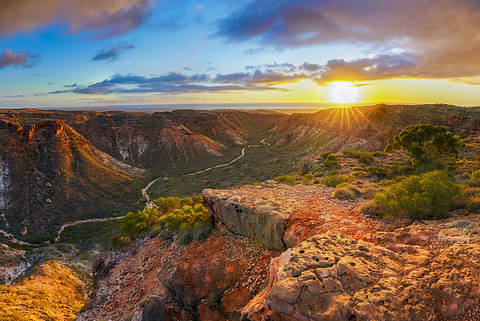 8 day ningaloo reef and pilbara adventure