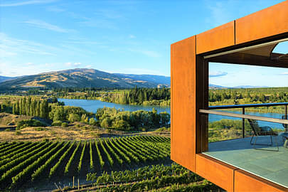 Central Otago Wine Tour from Queenstown - Includes 4 Vineyards, Lunch & Wine