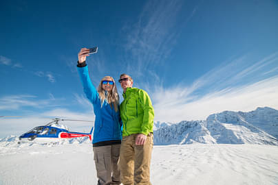 Mountain High: Mount Cook/Aoraki Scenic Helicopter Ride With Snow Landing