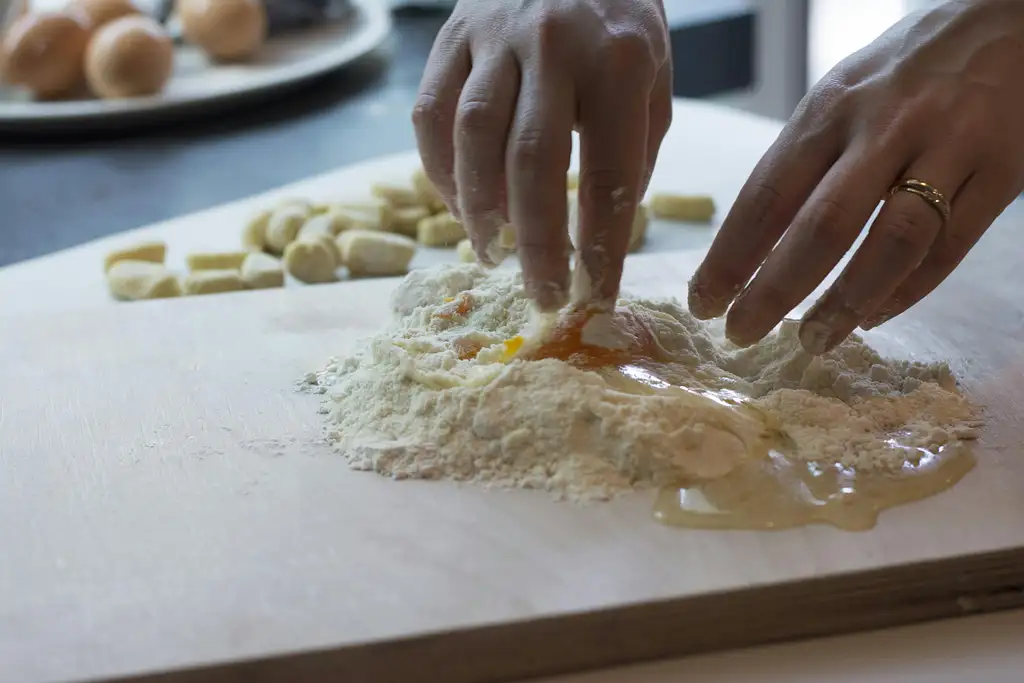 1-hour Pasta-making Class In Rome