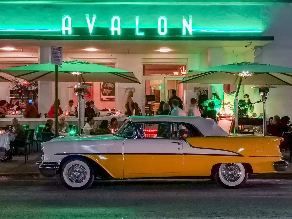 Miami Sightseeing Boat Cruise