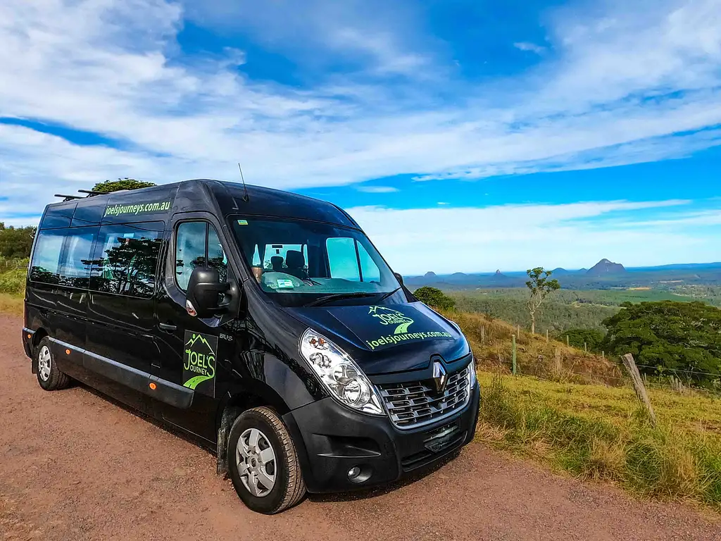 Maleny and Montville Tour with Artisan Village and Wine Tasting (Premium Private Tour)