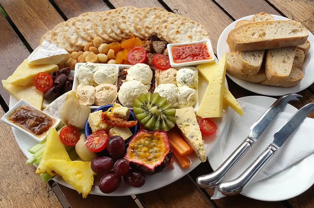 Cairns Tablelands Tasting Tour with lunch