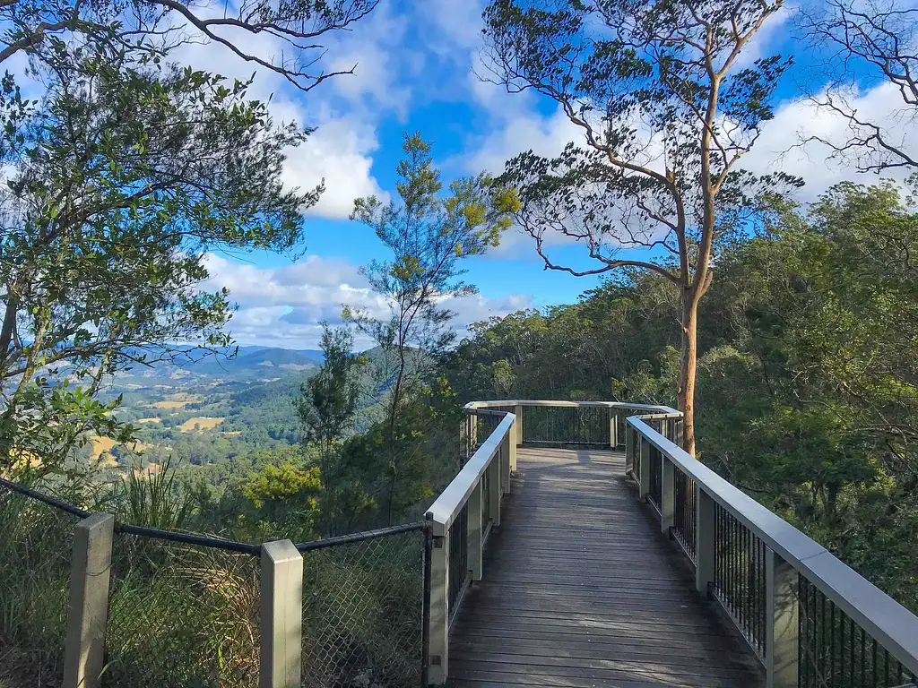 Maleny and Montville Tour with Artisan Village and Wine Tasting (Premium Private Tour)
