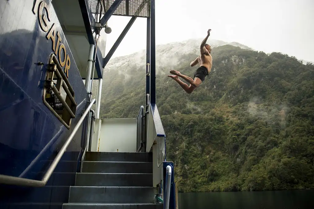 Doubtful Sound Overnight Cruise (2 Nights)