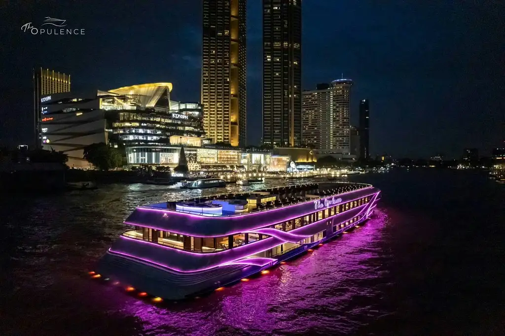 Dinner Cruise on Chao Phraya River in Bangkok