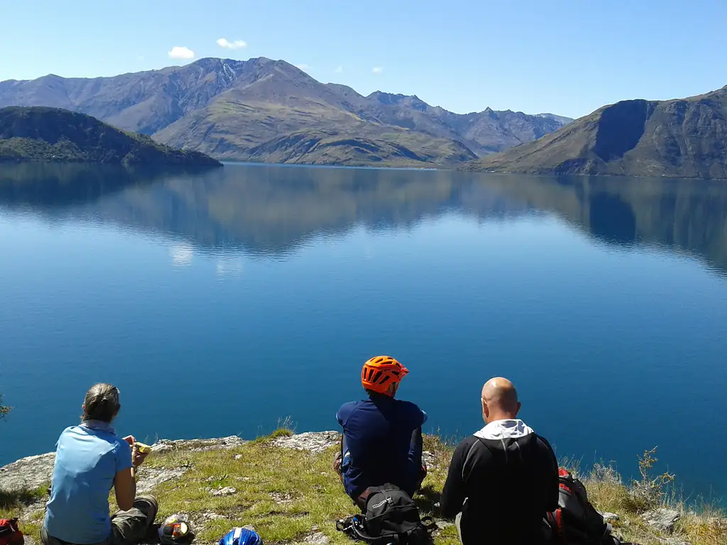 Wanaka Boat & Bike Tour