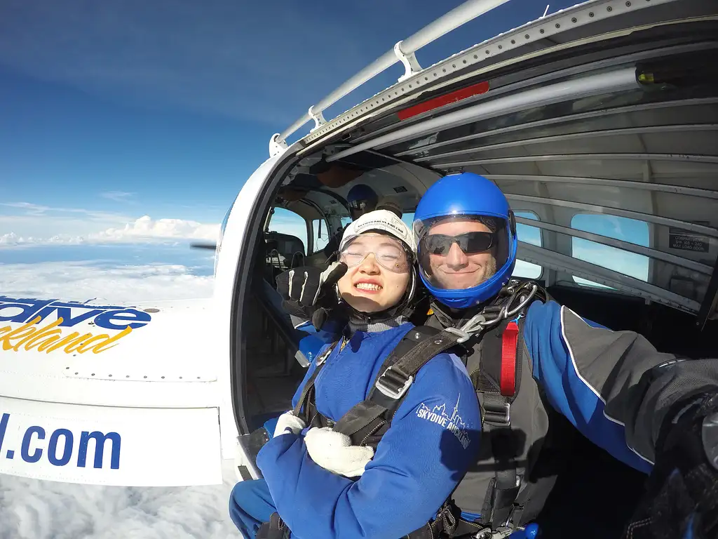 13,000ft Skydive
