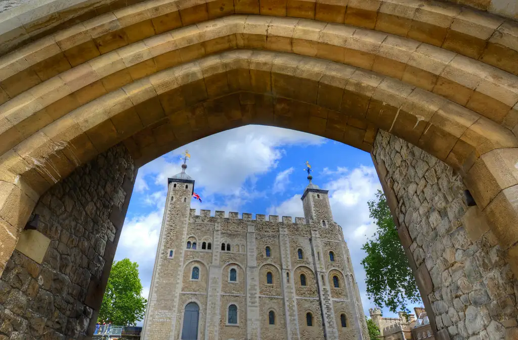 Tower of London and Private Audience With Beefeater Guard | Private Tour