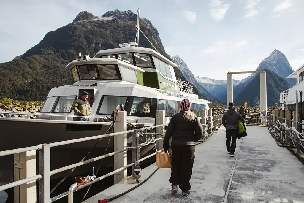 Milford Sound Scenic Small Group Tour & Cruise | From Queenstown