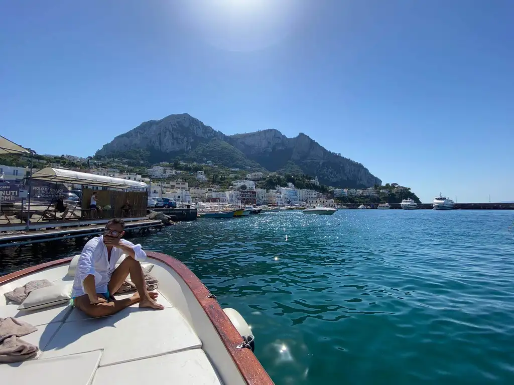 Capri Boat Experience: Living la Dolce Vita
