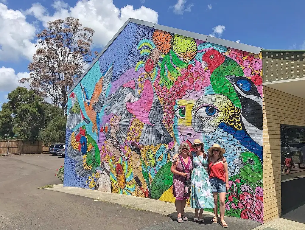 Noosa Hinterland with Gourmet lunch & Wine tasting - Day Tour