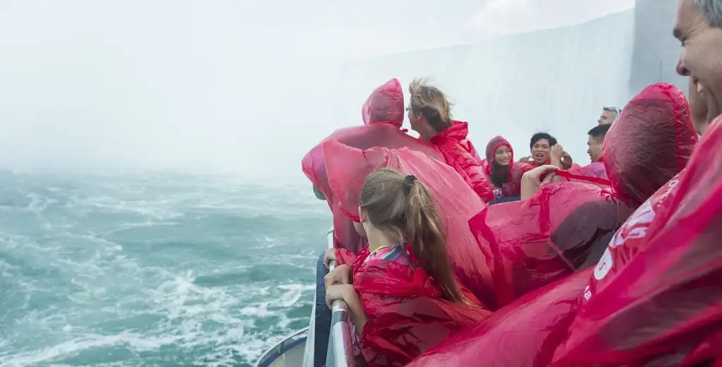 Niagara Falls Small-Group Tour From Toronto