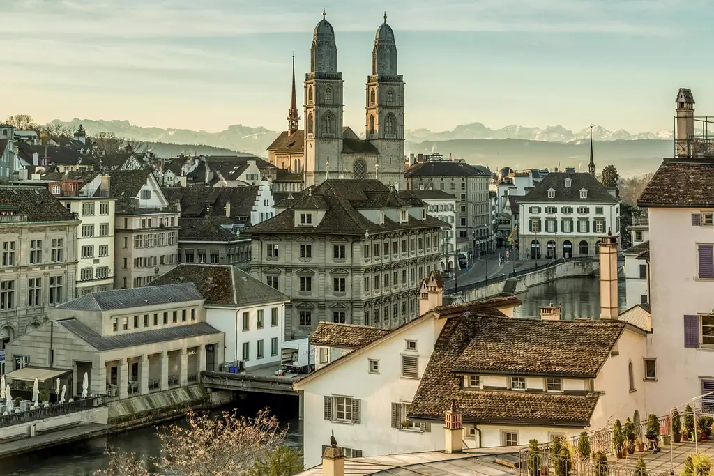 Best of Zurich City Tour