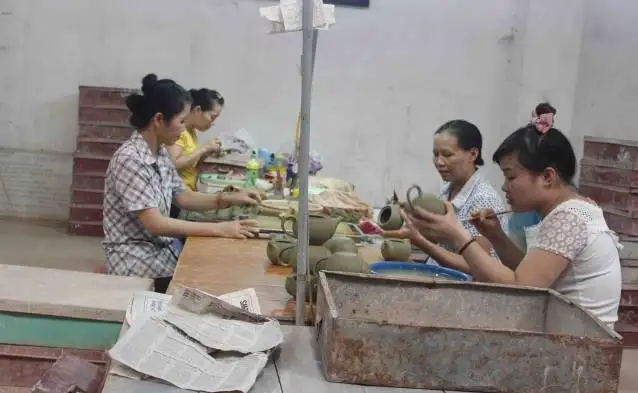 Vietnamese Pottery Workshop