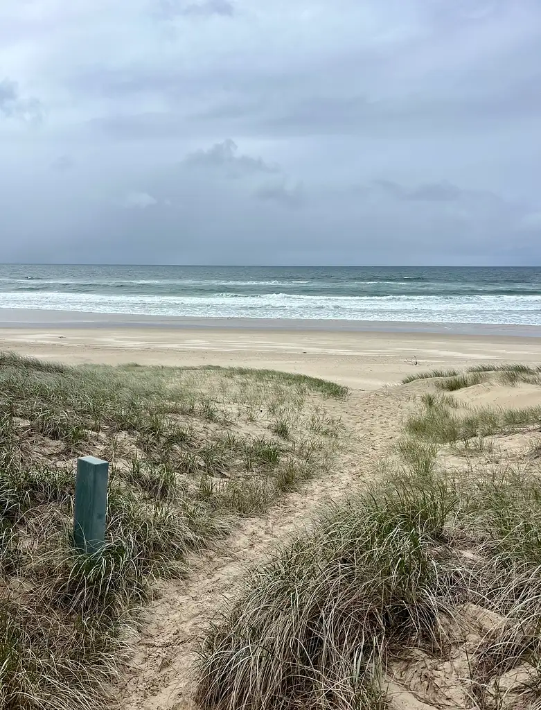 Tour to Tipplers on South Stradbroke Island from Gold Coast