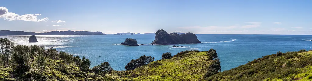 11 Day NZ South to North Island Adventure | Christchurch to Auckland | Haka Tours
