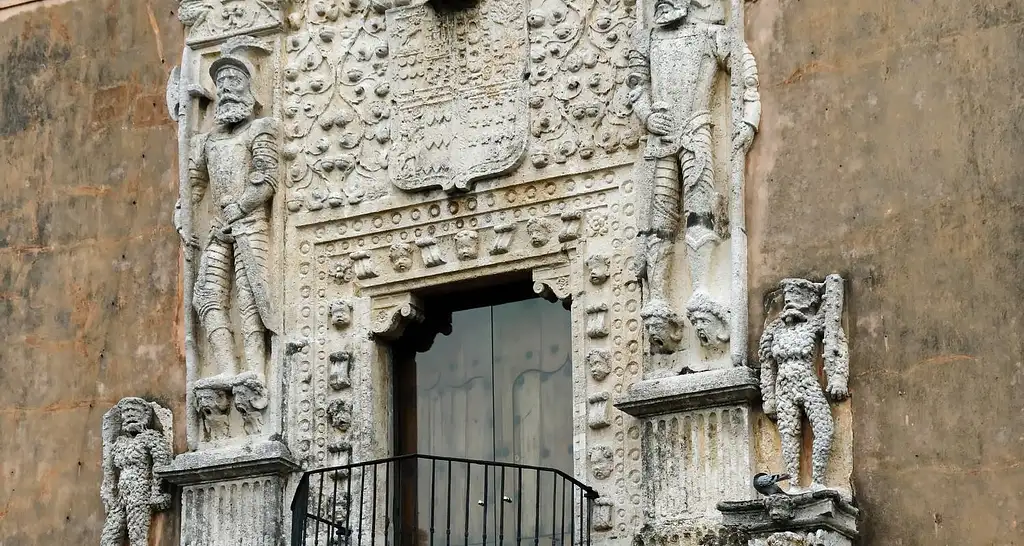 9 Days Yucatan & Cancún: Merida, Mayan Ruins, & Beachside Livin' | G Adventures 18-35's