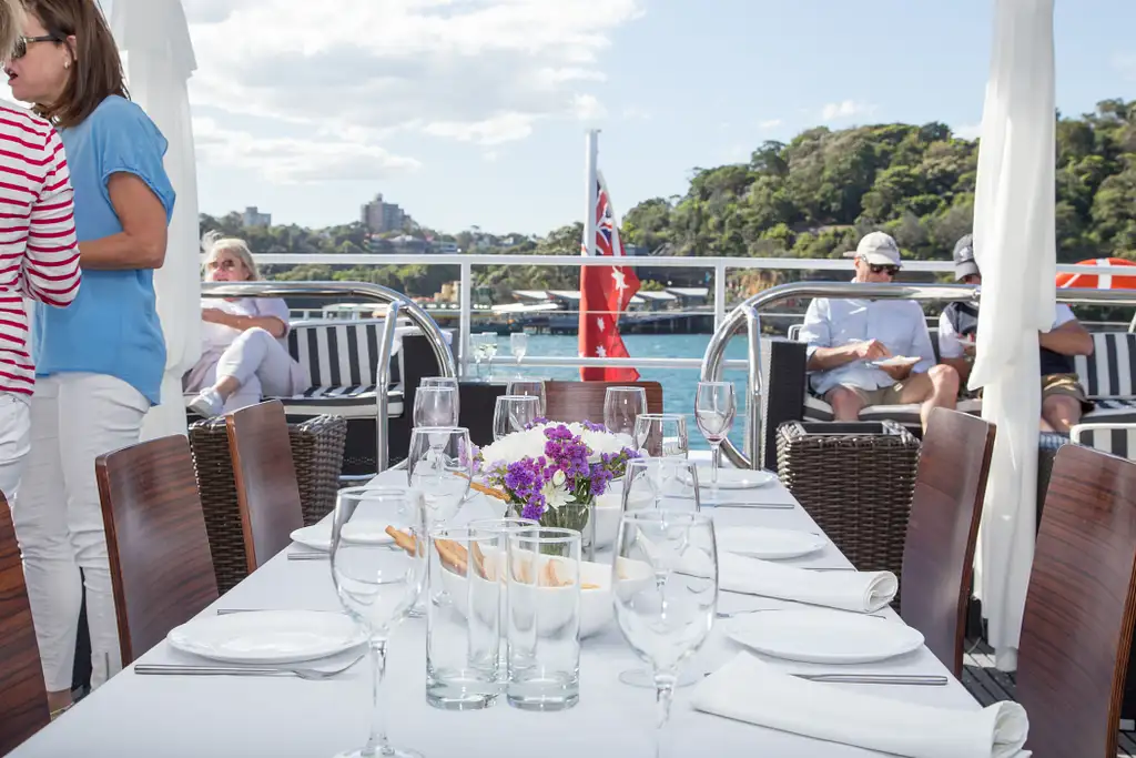 Sydney Harbour Morning Cruise with Breakfast