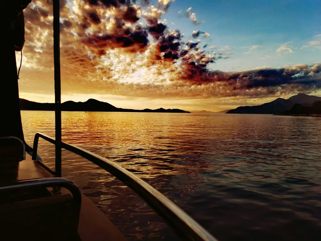 Golden Hour Sunset Cruise from Dubrovnik