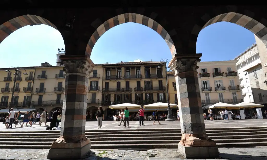Como Lake with Bellagio and Lugano Day Trip | From Milan
