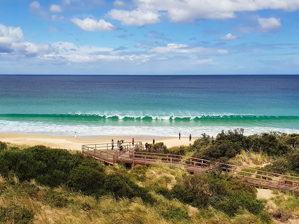 Bruny Islands Foods, Sightseeing And Exclusive Lighthouse Tour ex Hobart