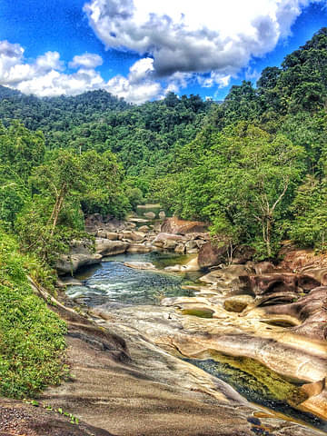 Babinda Boulders