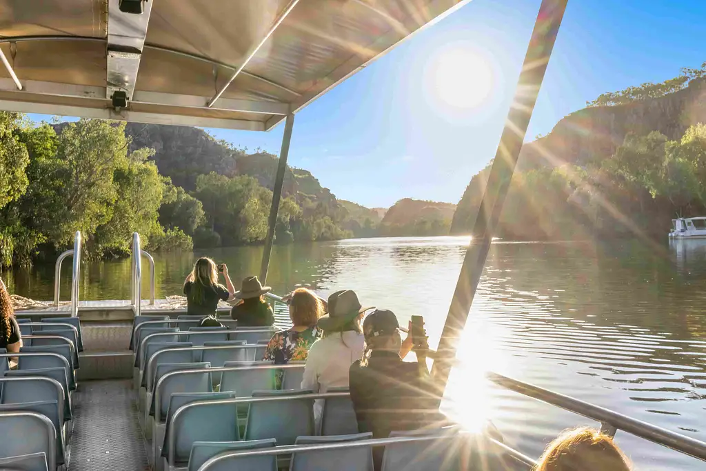 Timeless Land 3 Gorge Cruise Tour