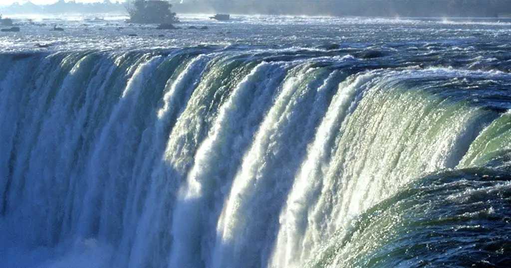 Niagara Falls Tour With Local Winery Visit | From Toronto