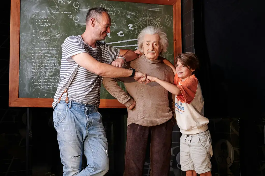 Madame Tussauds and Sea Life Berlin | Combo Ticket