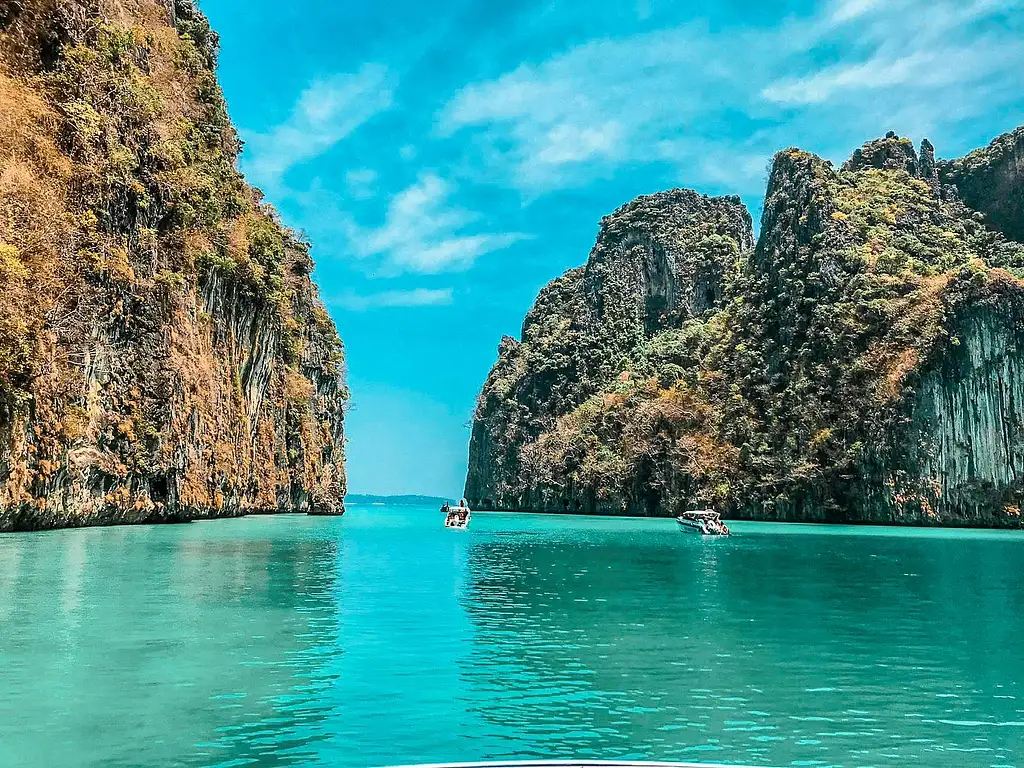 Private Boat Tour In Phuket