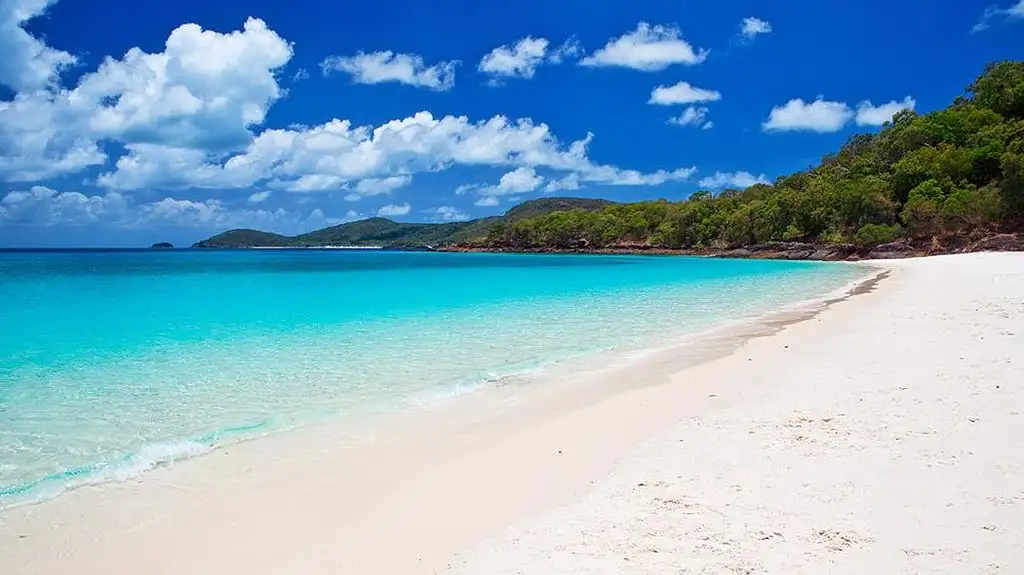 Whitehaven Beach Day Sailing & Snorkelling on Providence V